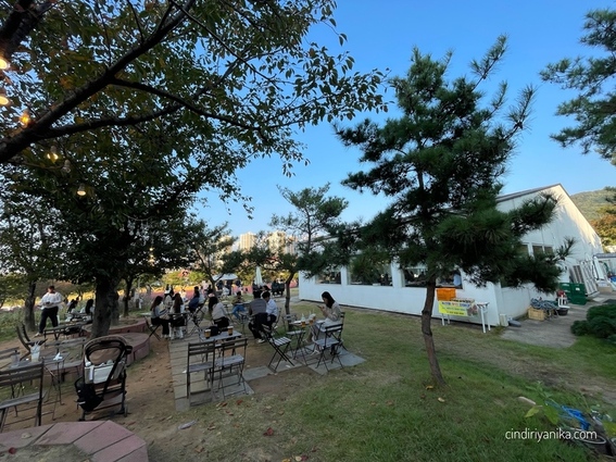 Isup Cafe