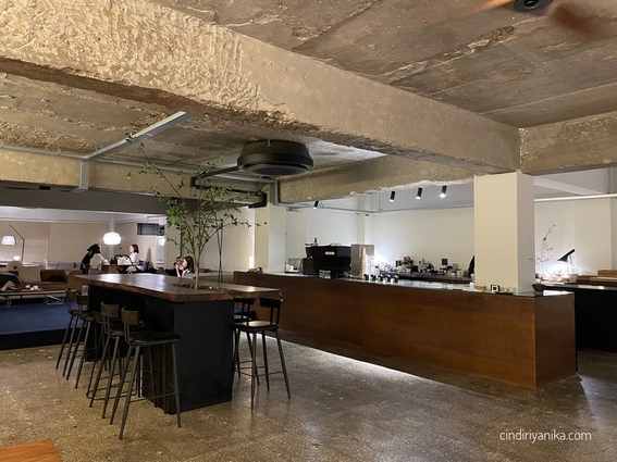 Vanzrr Cafe
