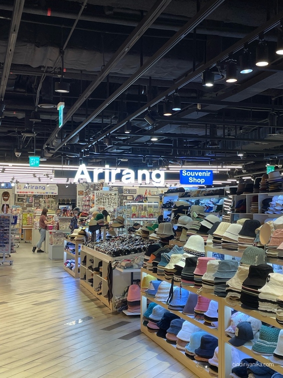 Arirang Souvenir Shop