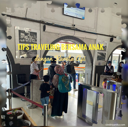 Tips Traveling Bersama Anak dengan Kereta Api