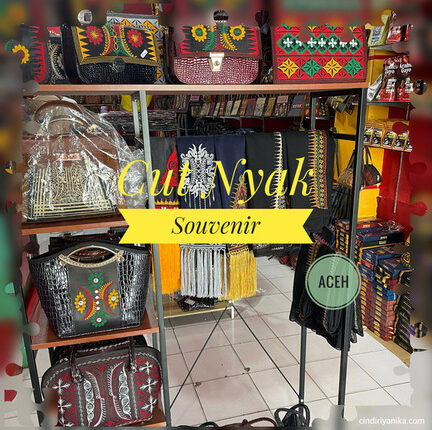 Cut Nyak Souvenir